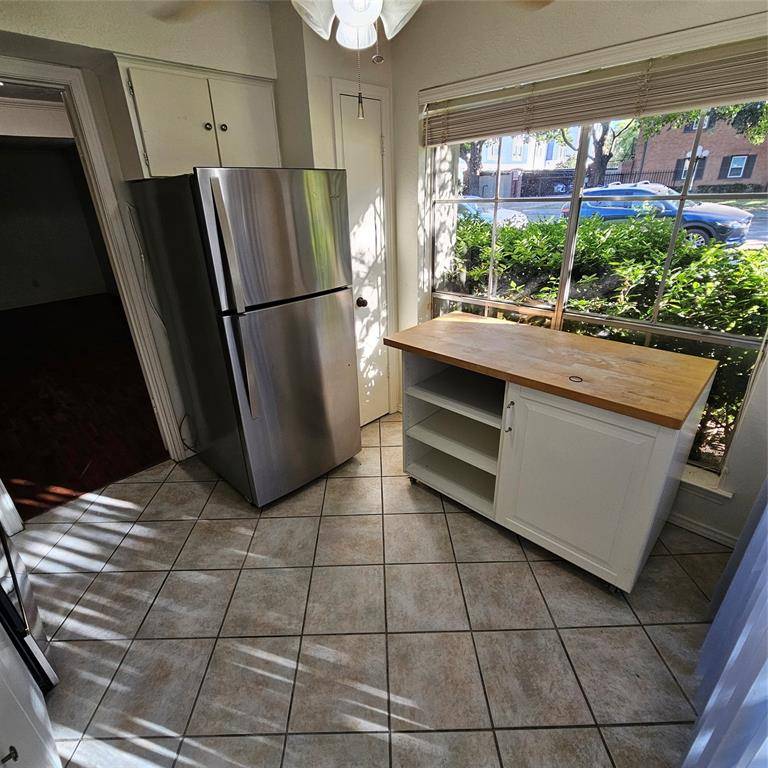 7903 Meadow Park Drive #103, Dallas, TX 75230