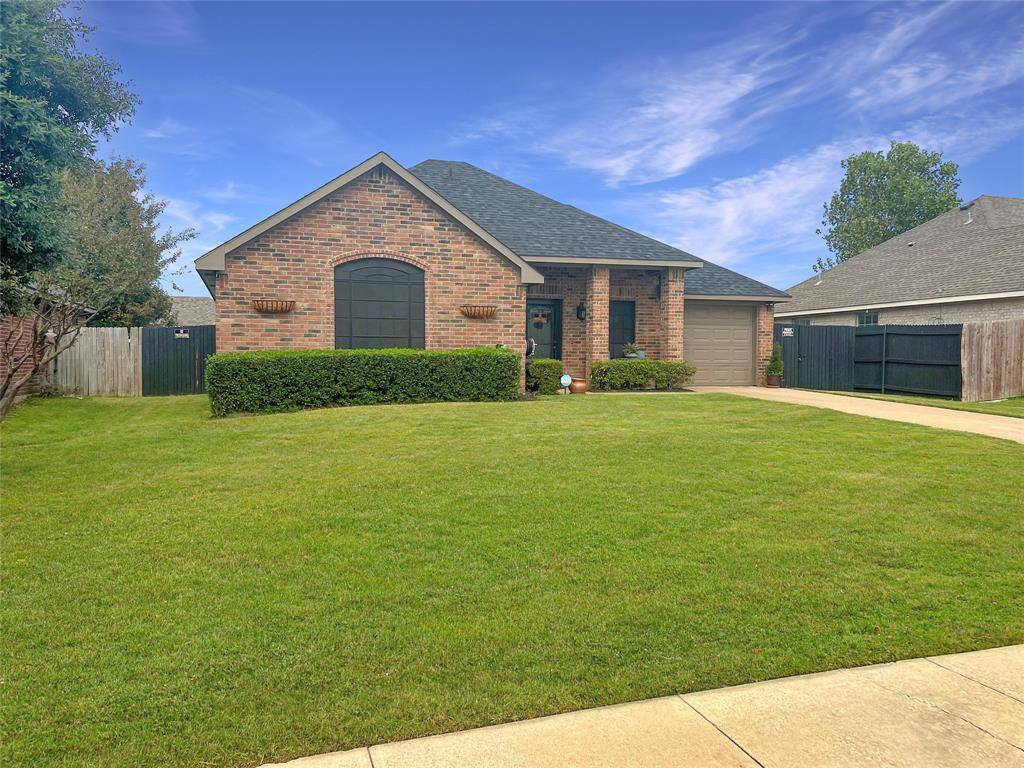 615 Jordan Lane, Waxahachie, TX 75165