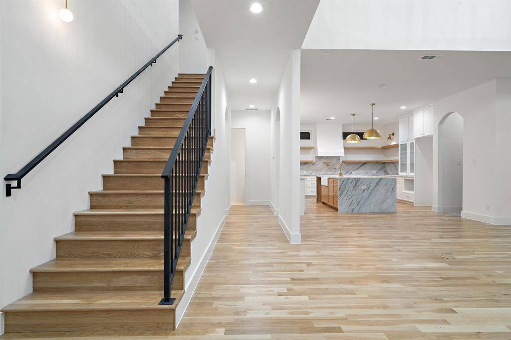 3253 Jubilee Trail, Dallas, TX 75229