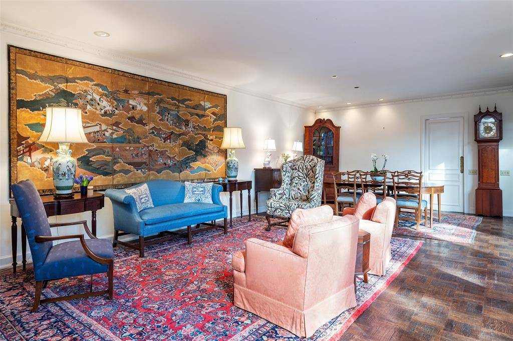 5805 Farquhar Lane, Dallas, TX 75209