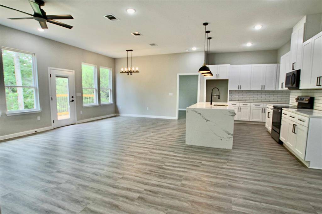 851 Welch Lane, Gun Barrel City, TX 75156