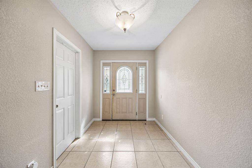 1205 Briarcove Drive, Richardson, TX 75081