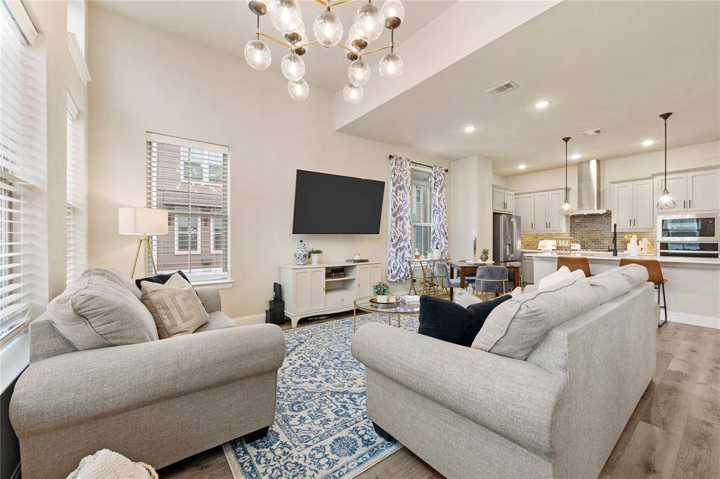 2751 Flowering Peach Lane, Dallas, TX 75212