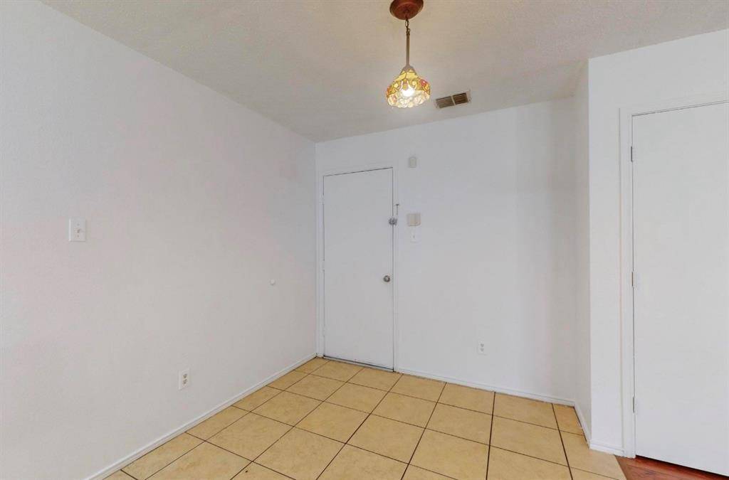 7515 Rice Lane, Dallas, TX 75241