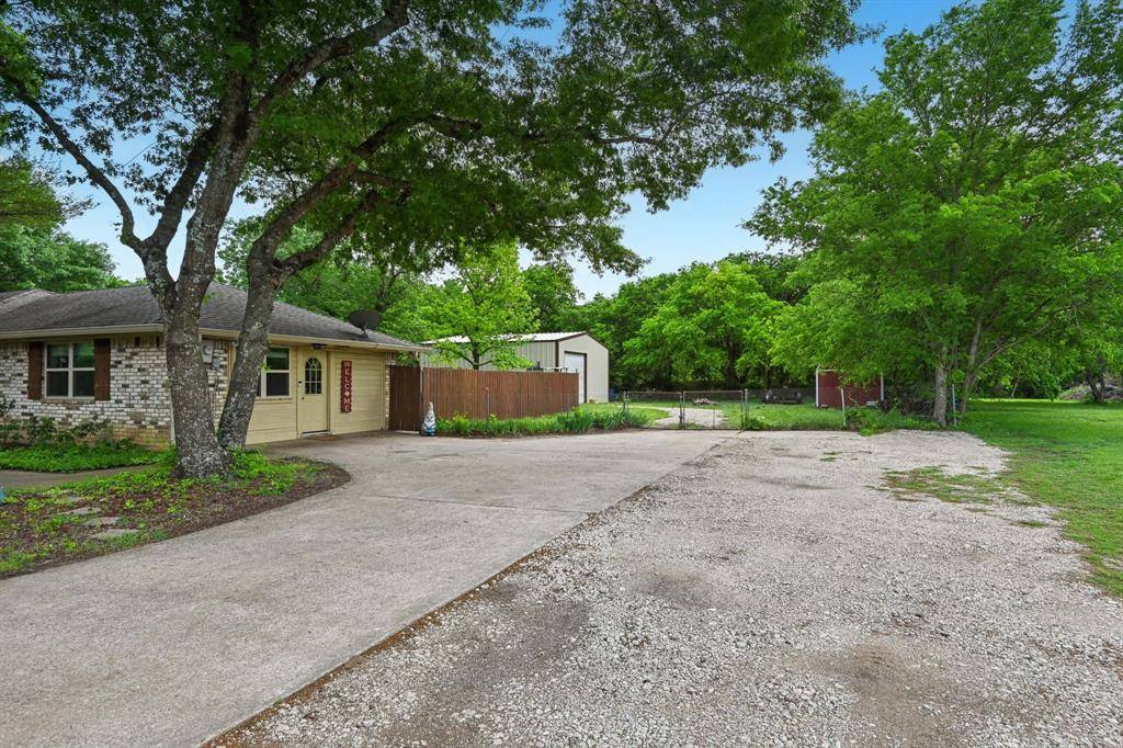 305 Cockrell Hill Road, Ovilla, TX 75154
