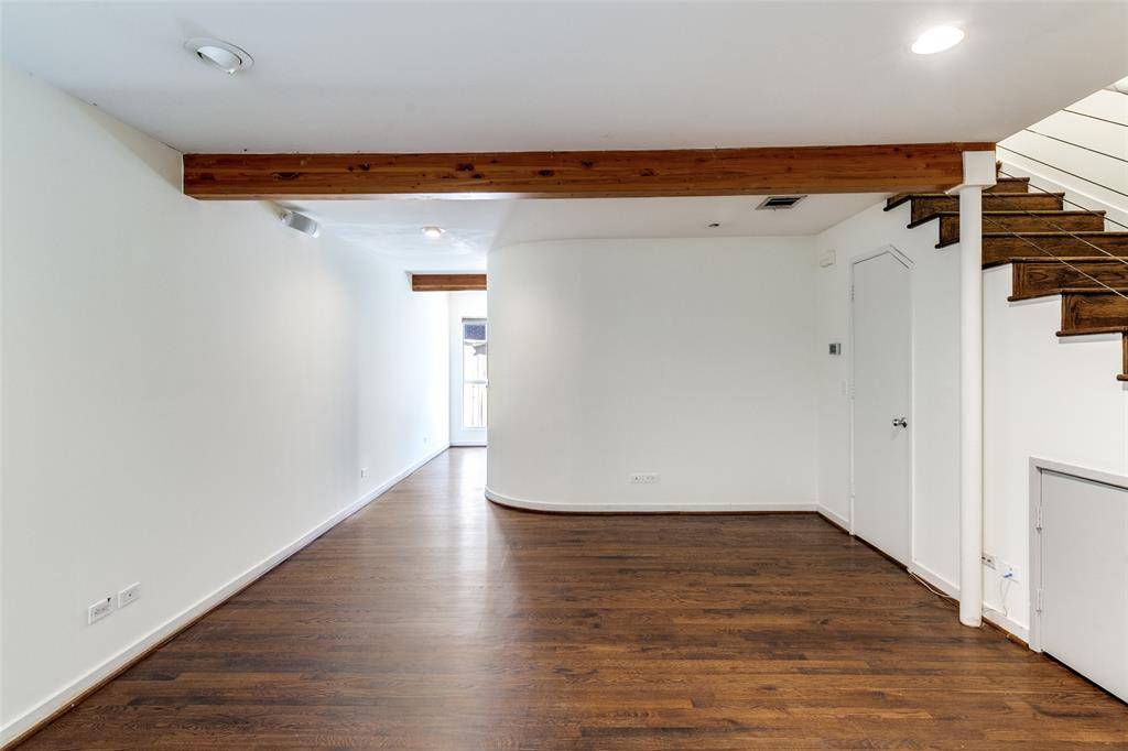 4134 Travis Street #17, Dallas, TX 75204