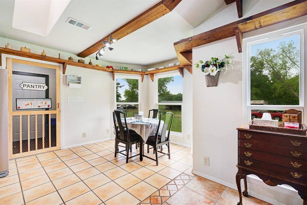 505 N Howison Street, Bogata, TX 75417