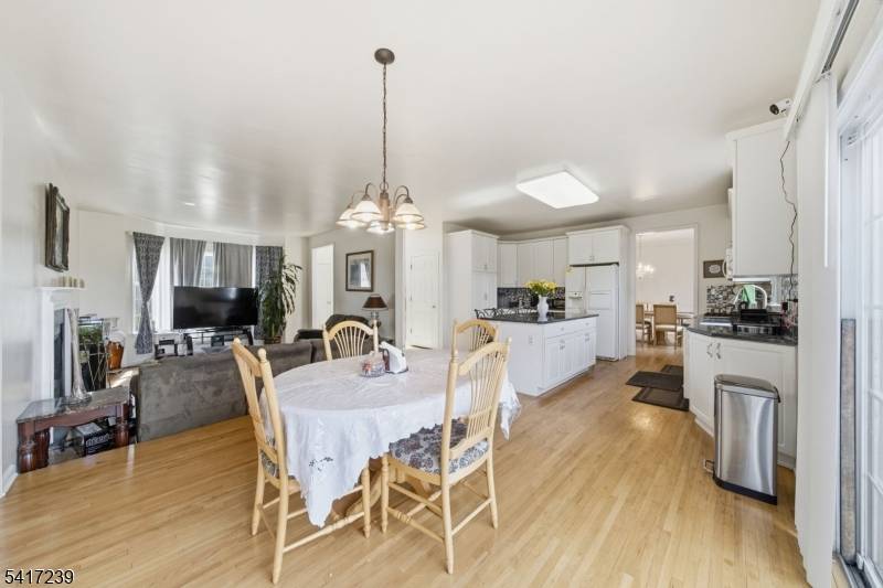 15 Dana Dr, Andover Twp., NJ 07848