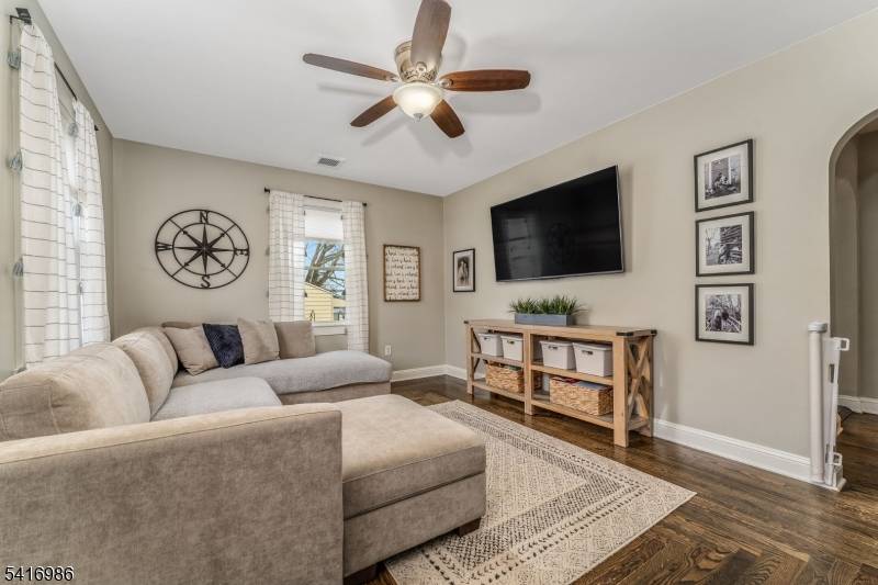 816 North Blvd, Alpha Boro, NJ 08865