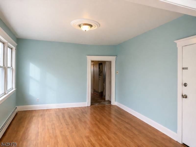 163 W 24Th St, Bayonne City, NJ 07002