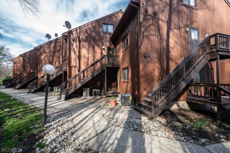 4 Red Lodge Dr #3, Vernon Twp., NJ 07462