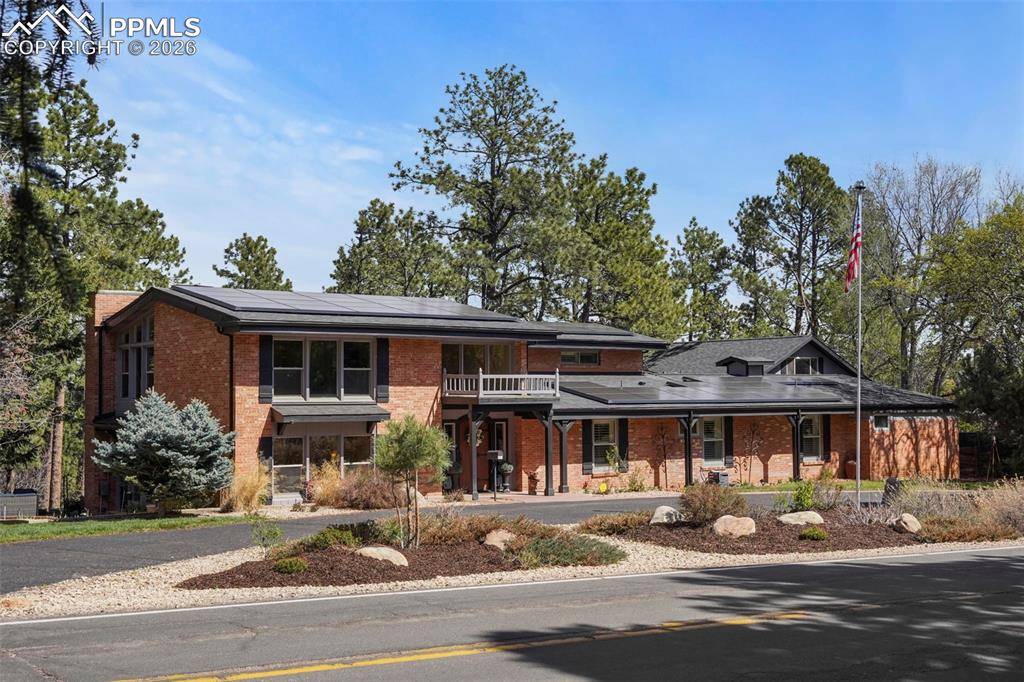 1660 Mesa AVE, Colorado Springs, CO 80906