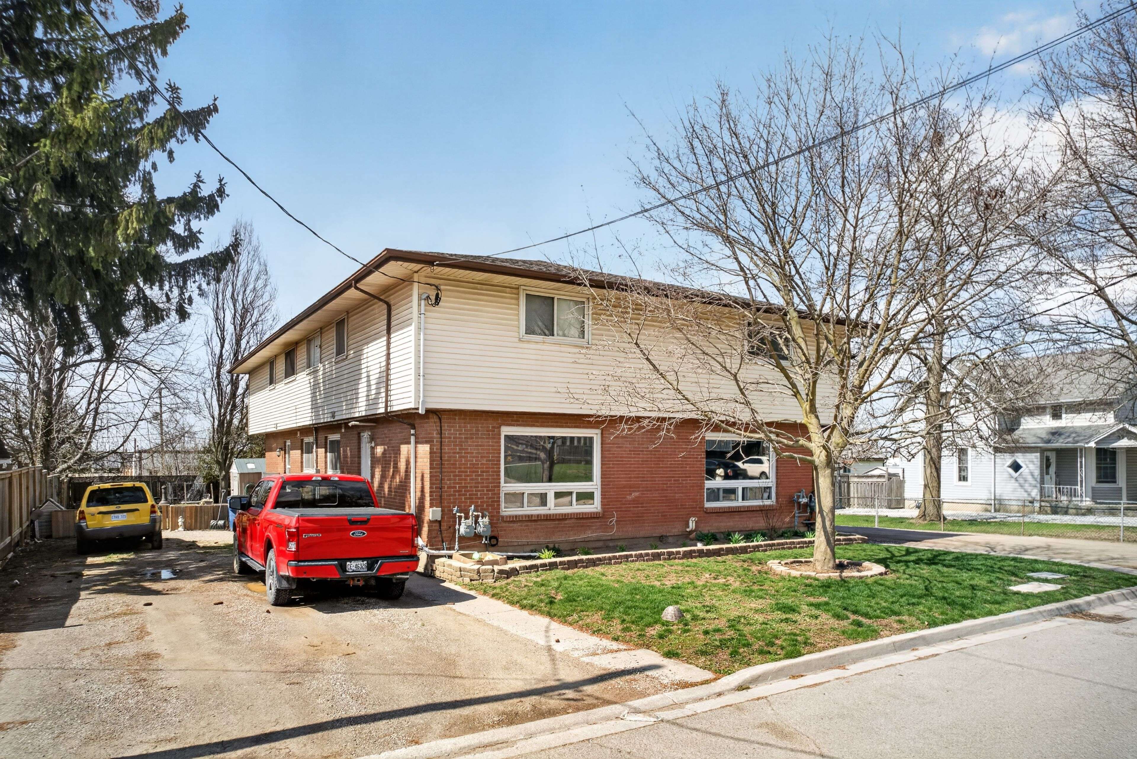 47 Sherman ST, Chatham-kent, ON N0P 1A0