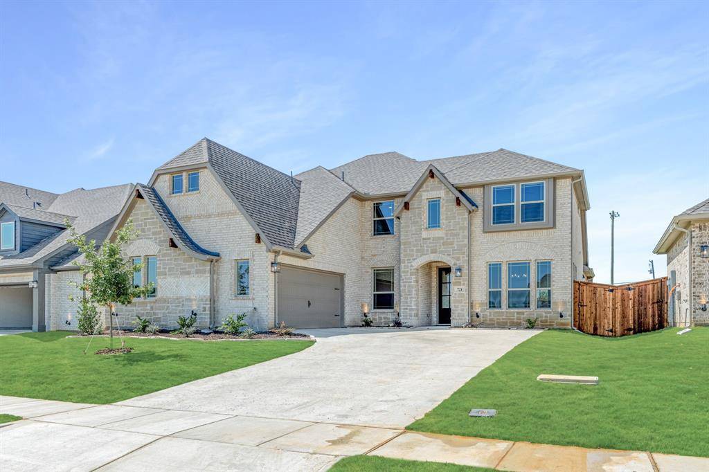 721 Seahawk Street, Joshua, TX 76058