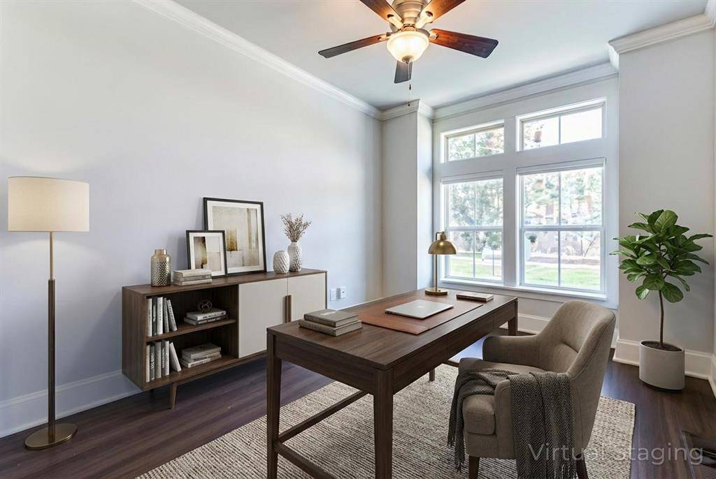 4008 N Cresthaven Road, Dallas, TX 75209