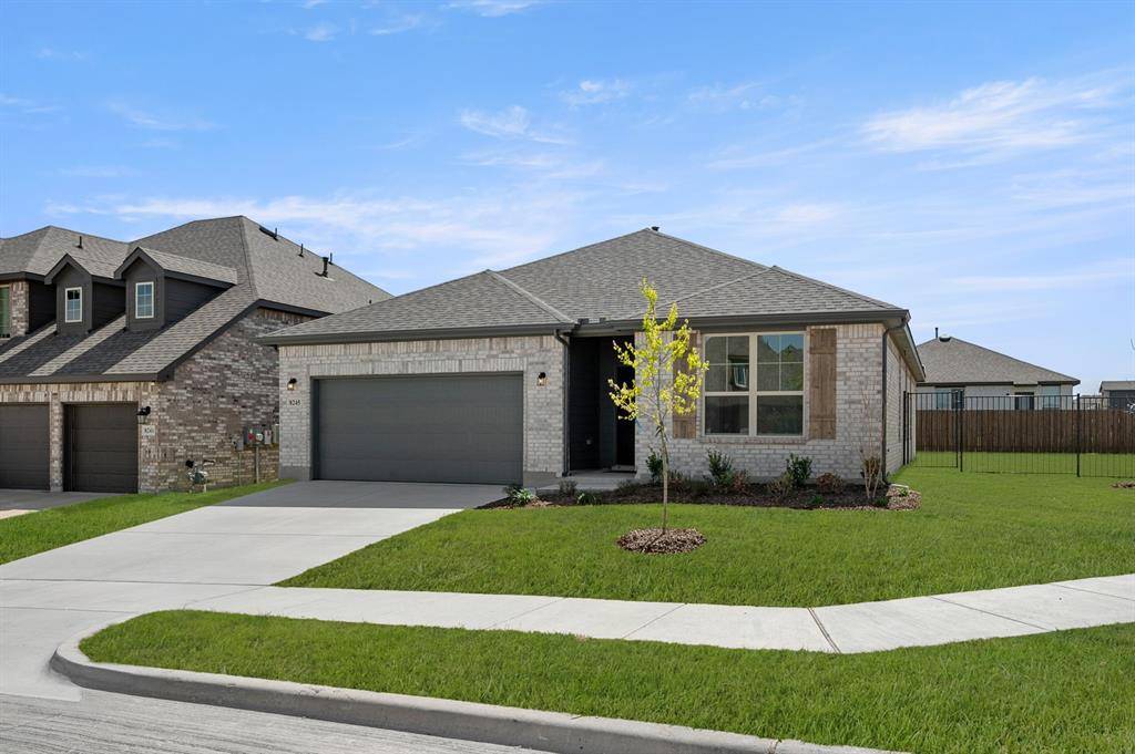 8245 Cheetah, Godley, TX 76044