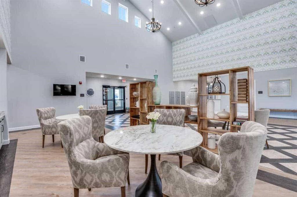 820 W McLeroy Boulevard #2021, Saginaw, TX 76179