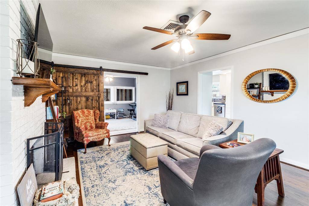 649 Northlake Drive, Dallas, TX 75218