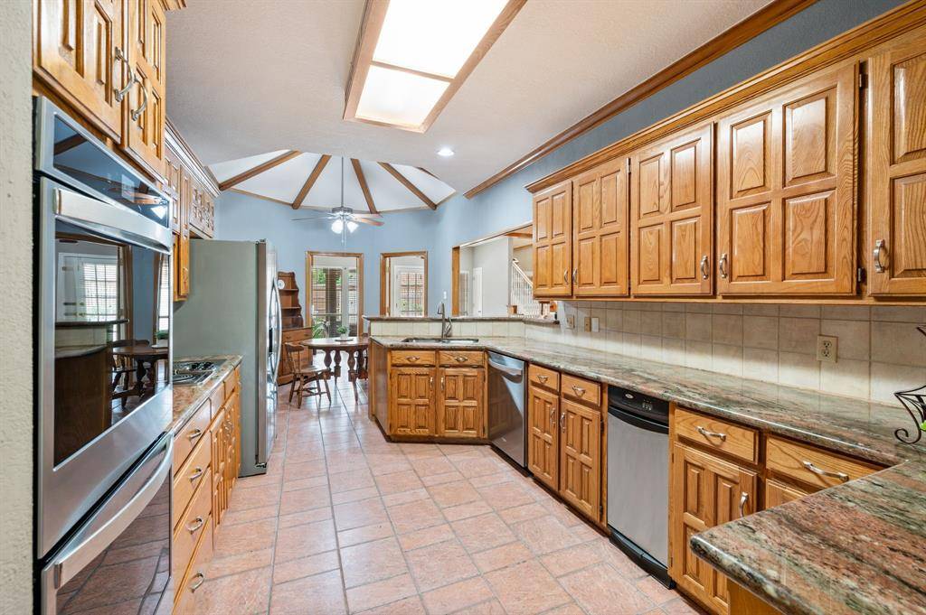 4205 Brookhollow Drive, Colleyville, TX 76034