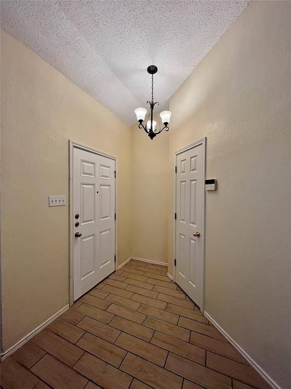 609 Blueberry Hill Lane, Mansfield, TX 76063