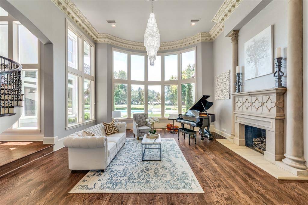 5230 Westgrove Drive, Dallas, TX 75248