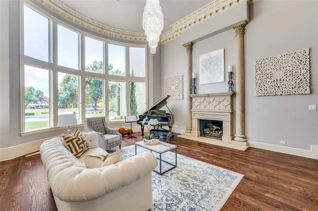 5230 Westgrove Drive, Dallas, TX 75248