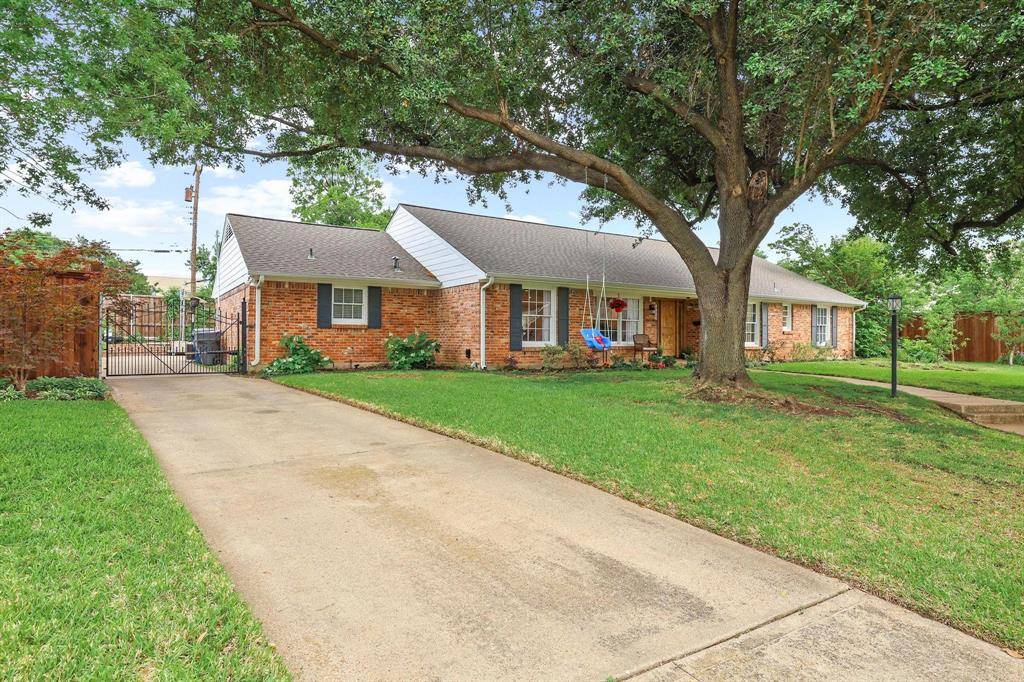 10106 Crestover Circle, Dallas, TX 75229