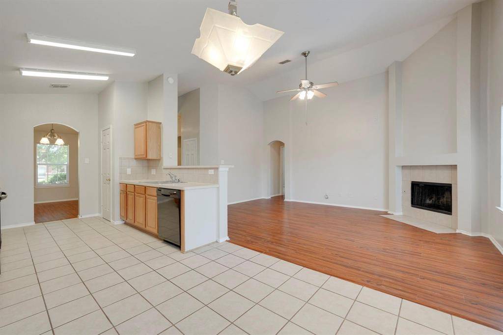 1405 Cedar Springs Drive, Allen, TX 75002