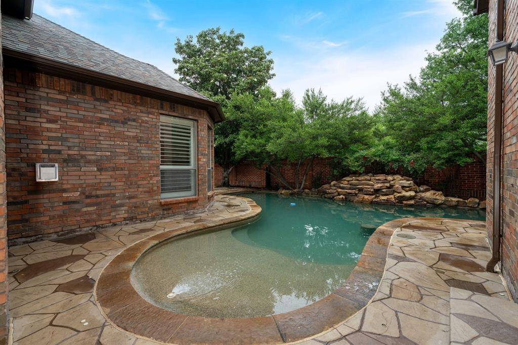 5601 Woodspring Drive, Plano, TX 75093