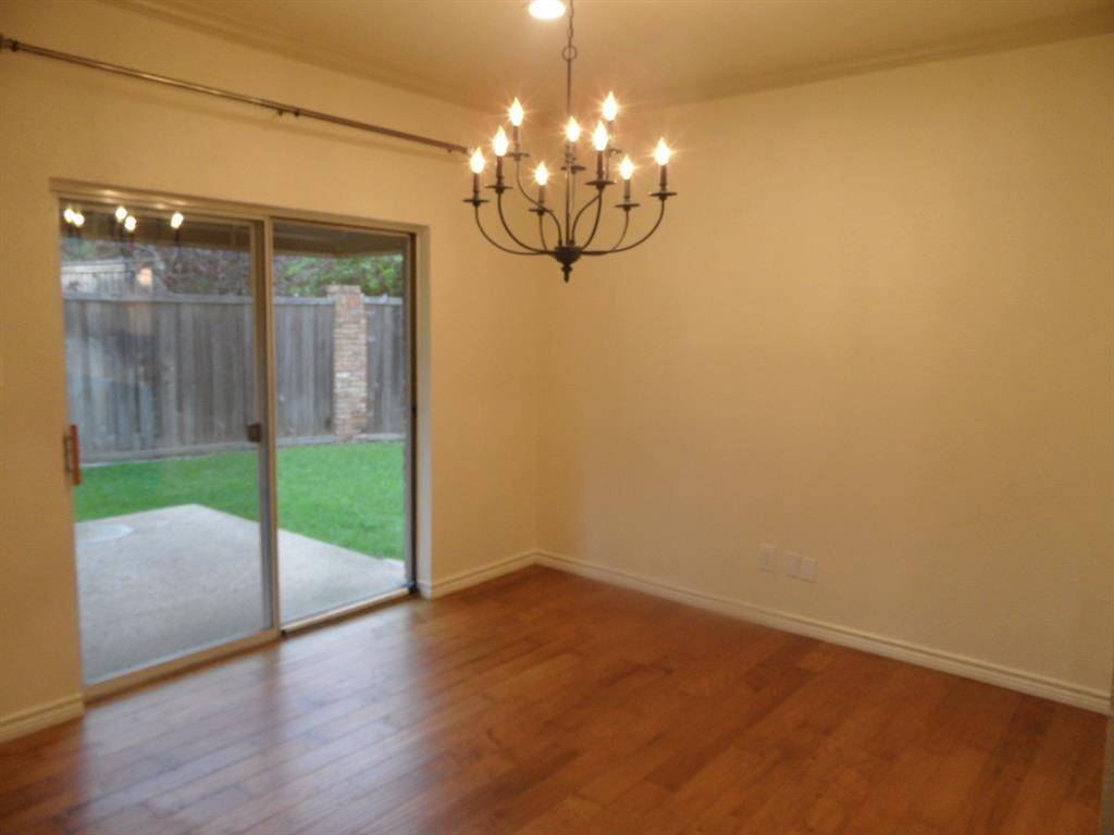 5743 Remington Park Square, Dallas, TX 75252