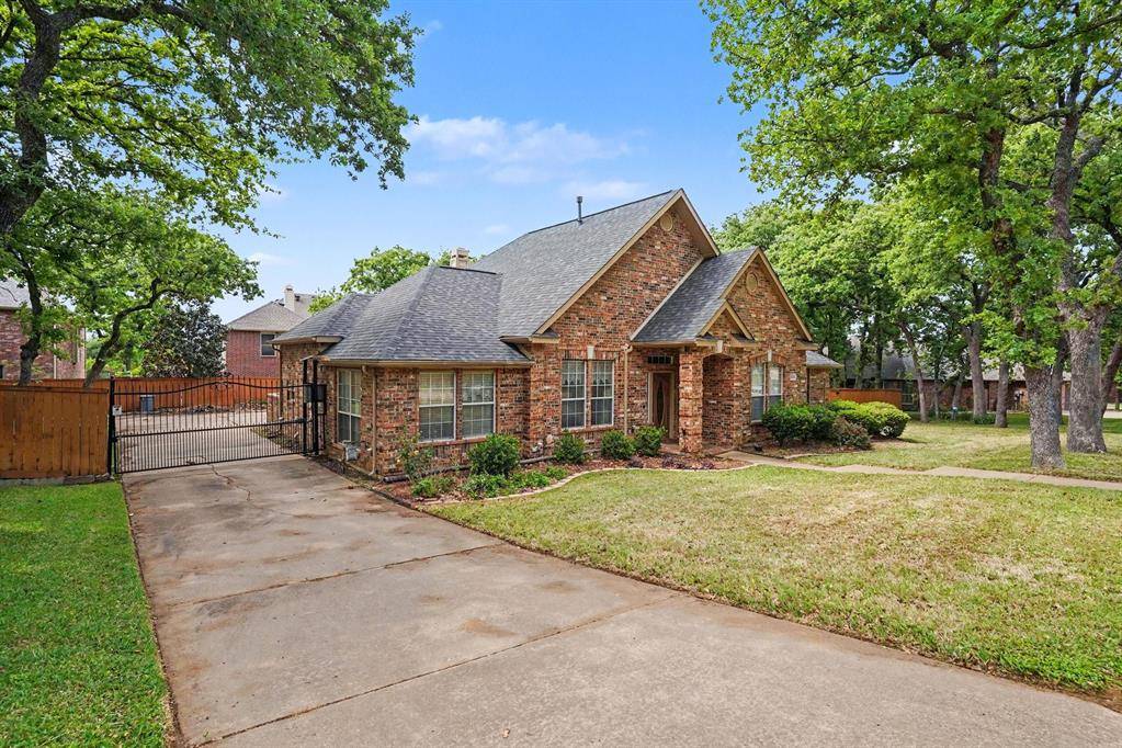 1304 Pheasant Run, Crowley, TX 76036