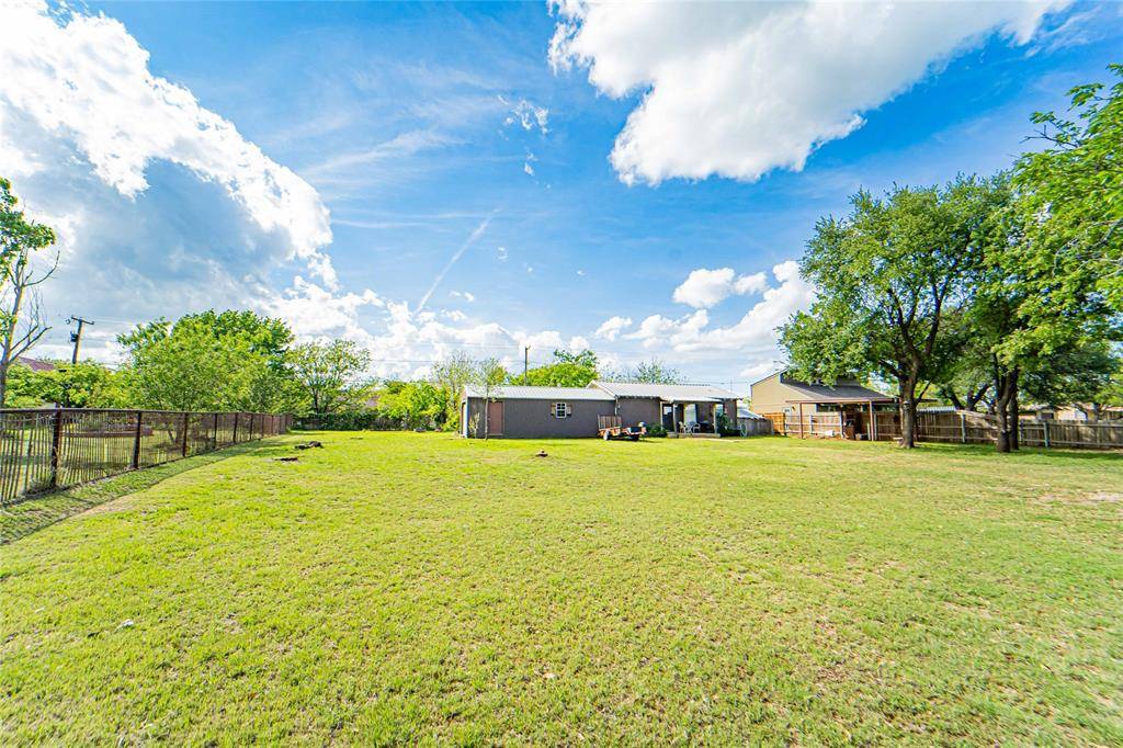 125 Water District Road 214, Breckenridge, TX 76424
