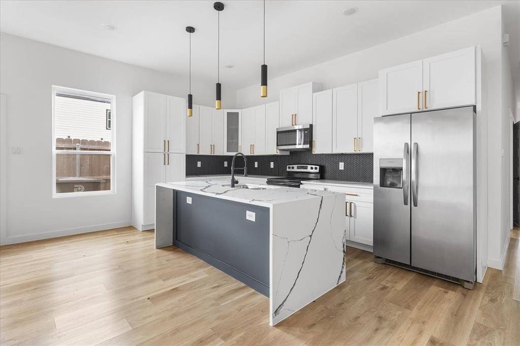 5223 Colonial Avenue, Dallas, TX 75215