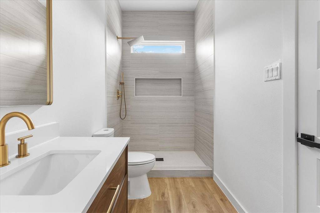 5223 Colonial Avenue, Dallas, TX 75215