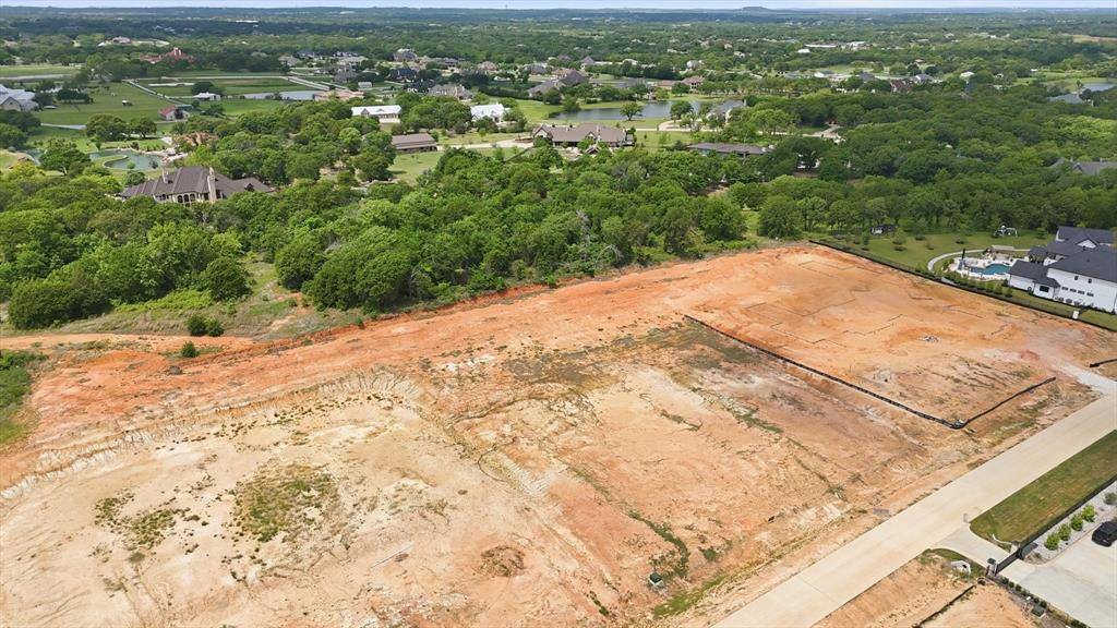 2710 Kentucky Derby Drive, Bartonville, TX 76226