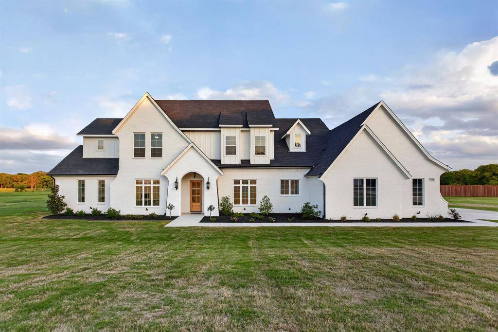 7798 Barber Ranch Road, Fort Worth, TX 76126