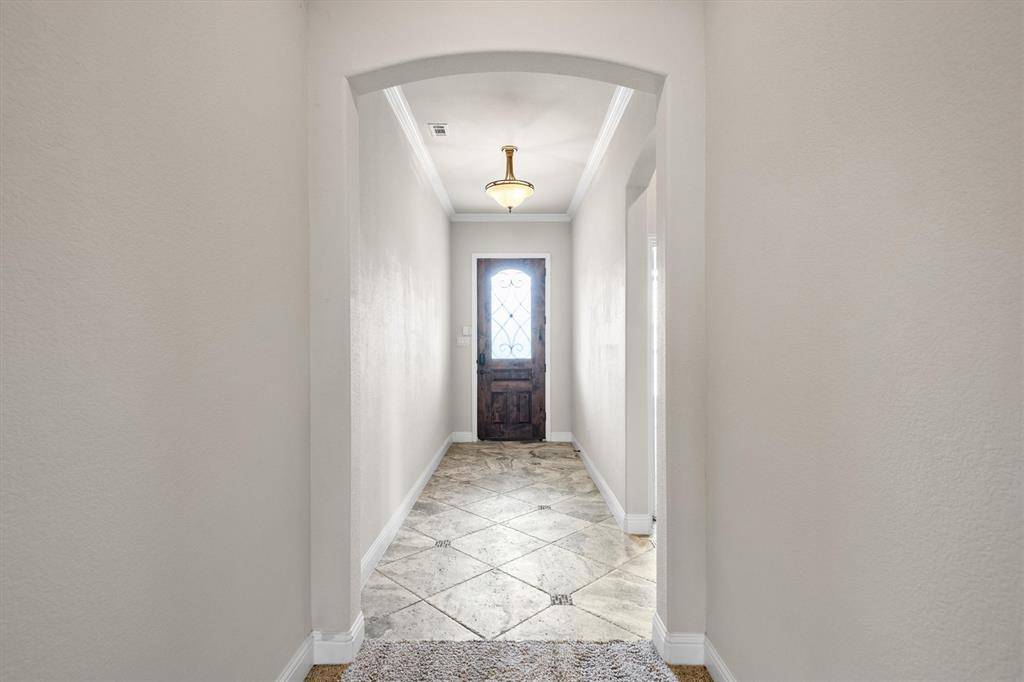 114 Thoroughbred Street, Waxahachie, TX 75165