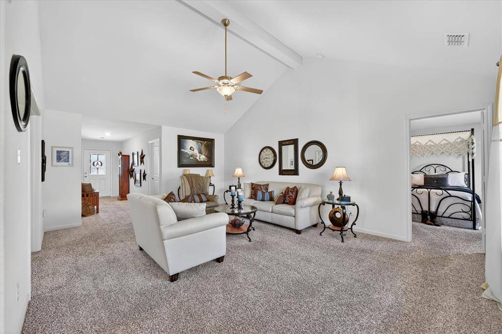 13708 Logan Pass Drive, Ponder, TX 76259