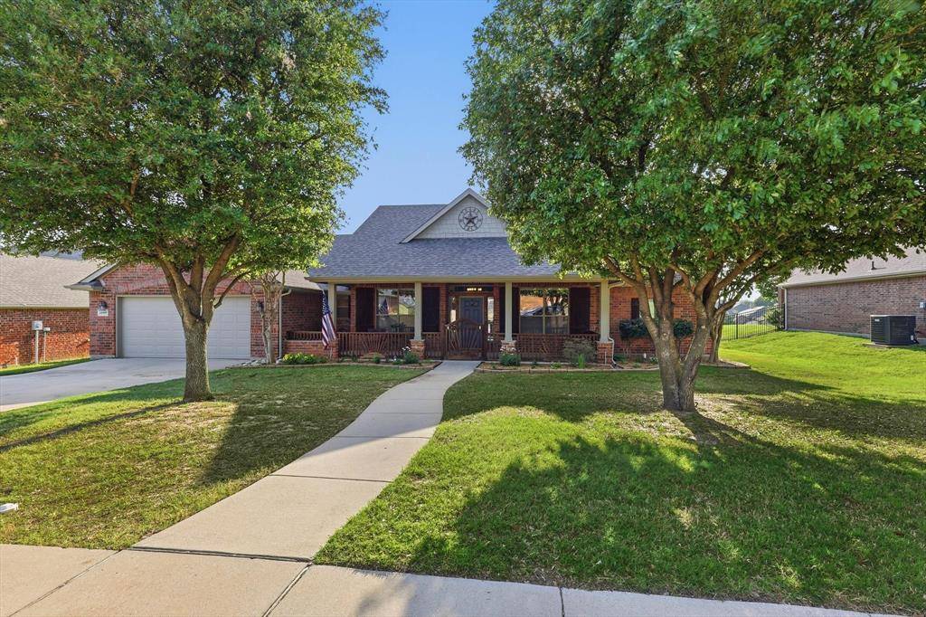 10909 Owl Creek Drive, Fort Worth, TX 76179