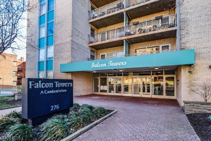 276 Prospect St #4D, East Orange City, NJ 07017