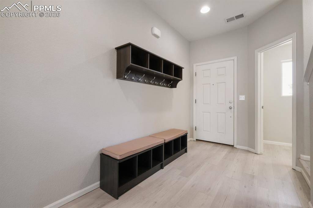 8243 Longleaf LN, Colorado Springs, CO 80927