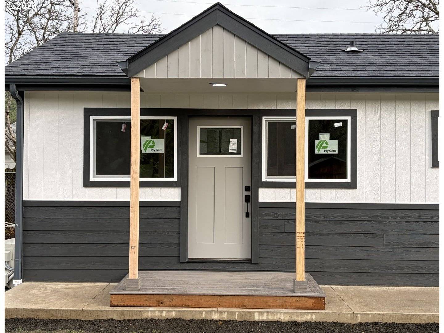 119 WALNUT ST, Myrtle Creek, OR 97457