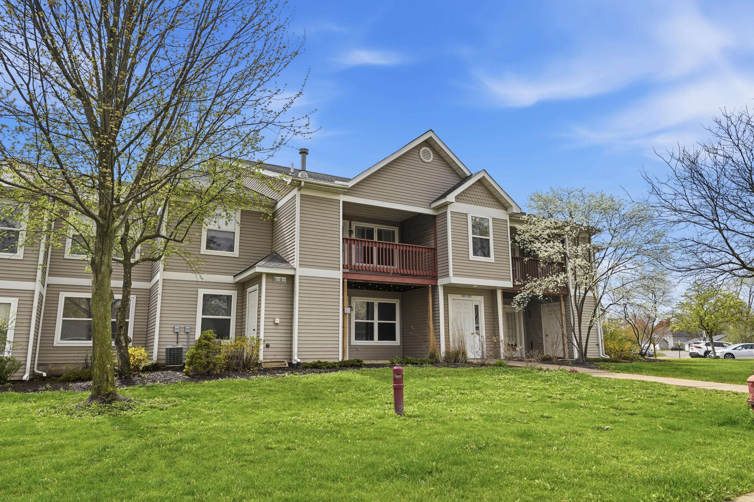 1307 Millbrook, Pittsfield Charter Twp, MI 48108