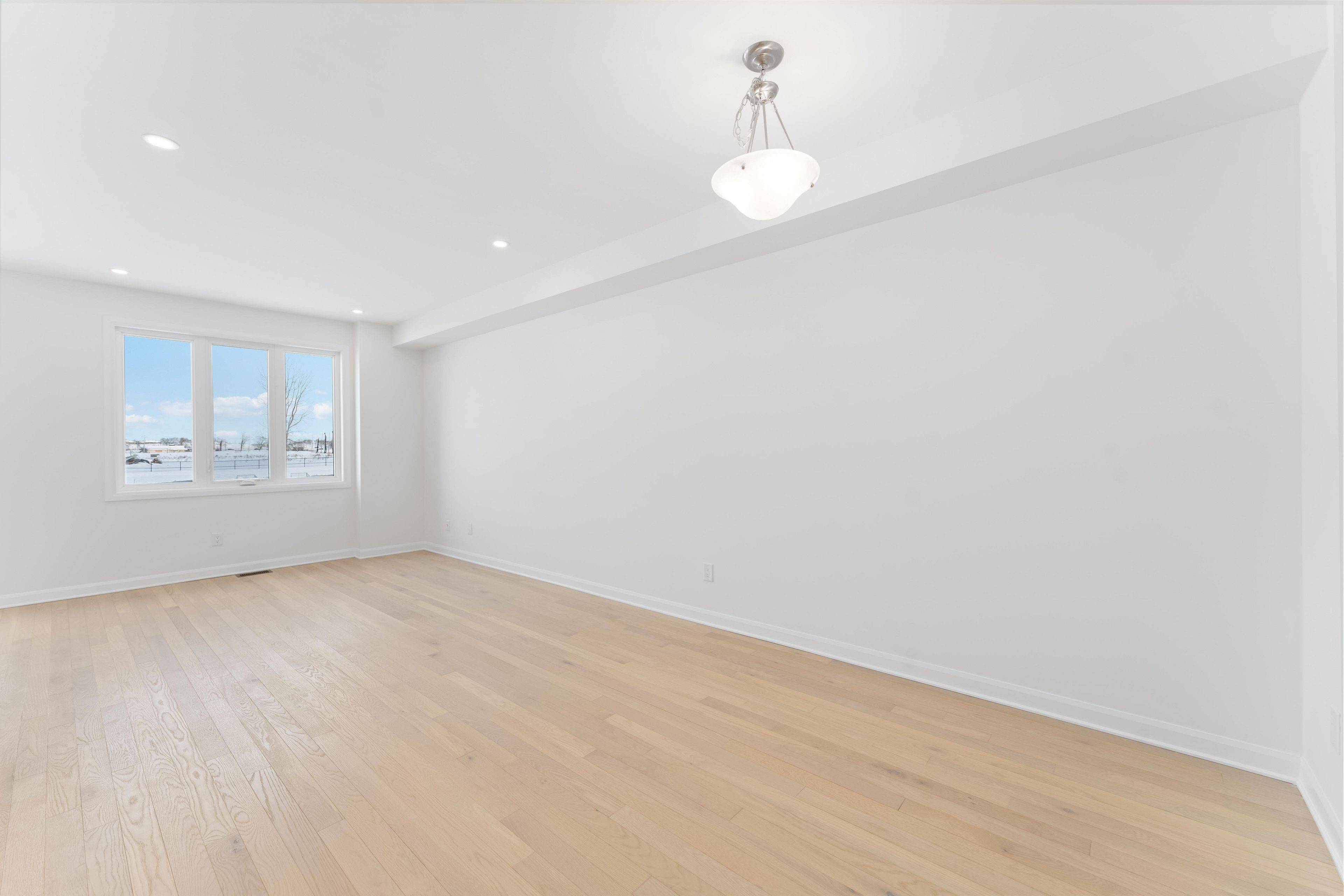 661 Hamsa ST, Barrhaven, ON K2J 6Z7