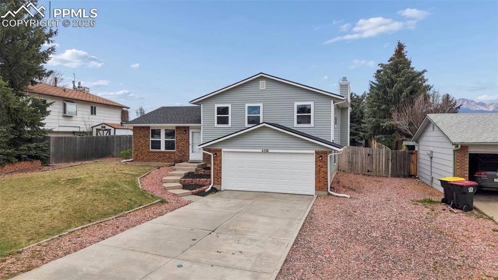 6550 Snowbird DR, Colorado Springs, CO 80918