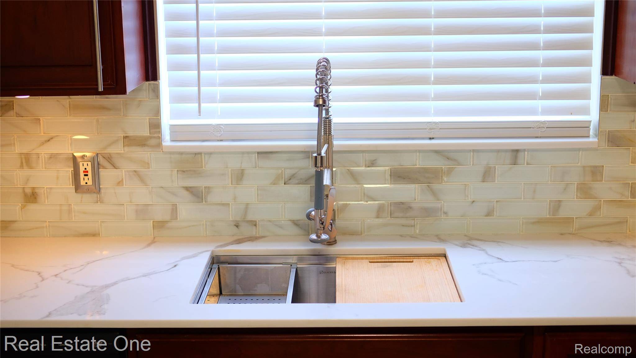 3551 W 14 Mile RD #3, Royal Oak, MI 48073