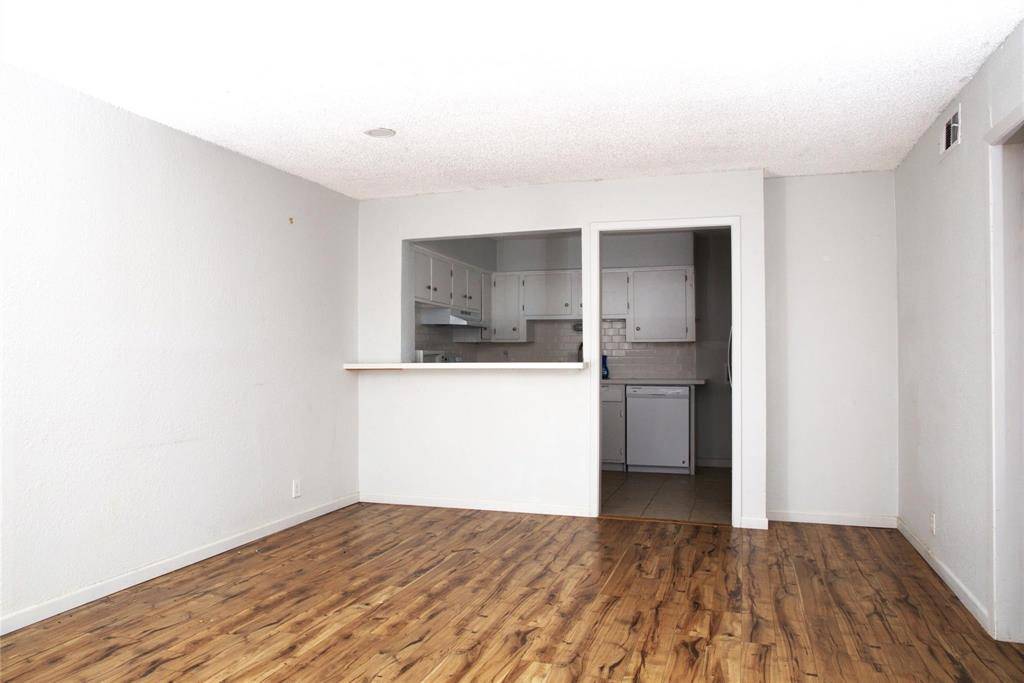 5323 Fleetwood Oaks Avenue #156, Dallas, TX 75235