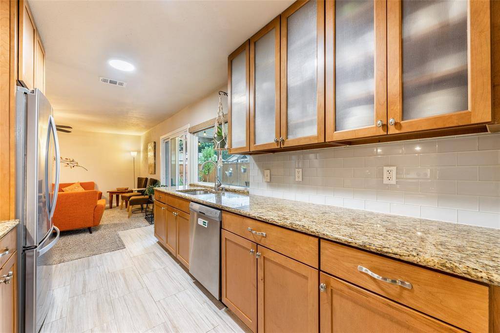 909 Harvest Glen Drive, Plano, TX 75023