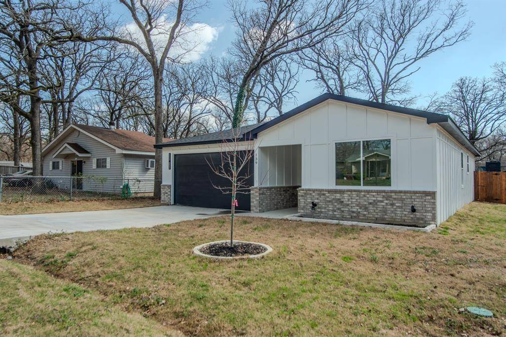 139 Forest Oaks Drive, Gun Barrel City, TX 75156