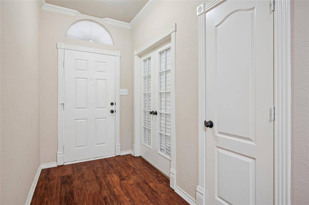 610 Everglade Drive, Mansfield, TX 76063